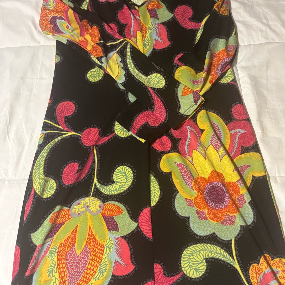 Chico's Vibrant Floral Long Sleeve Dress. Size 1 (small)